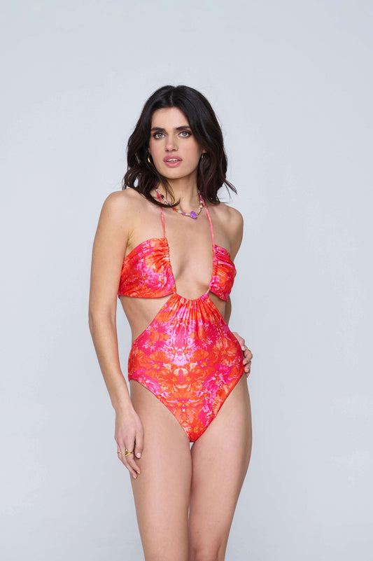 Cosmopolitan One Piece