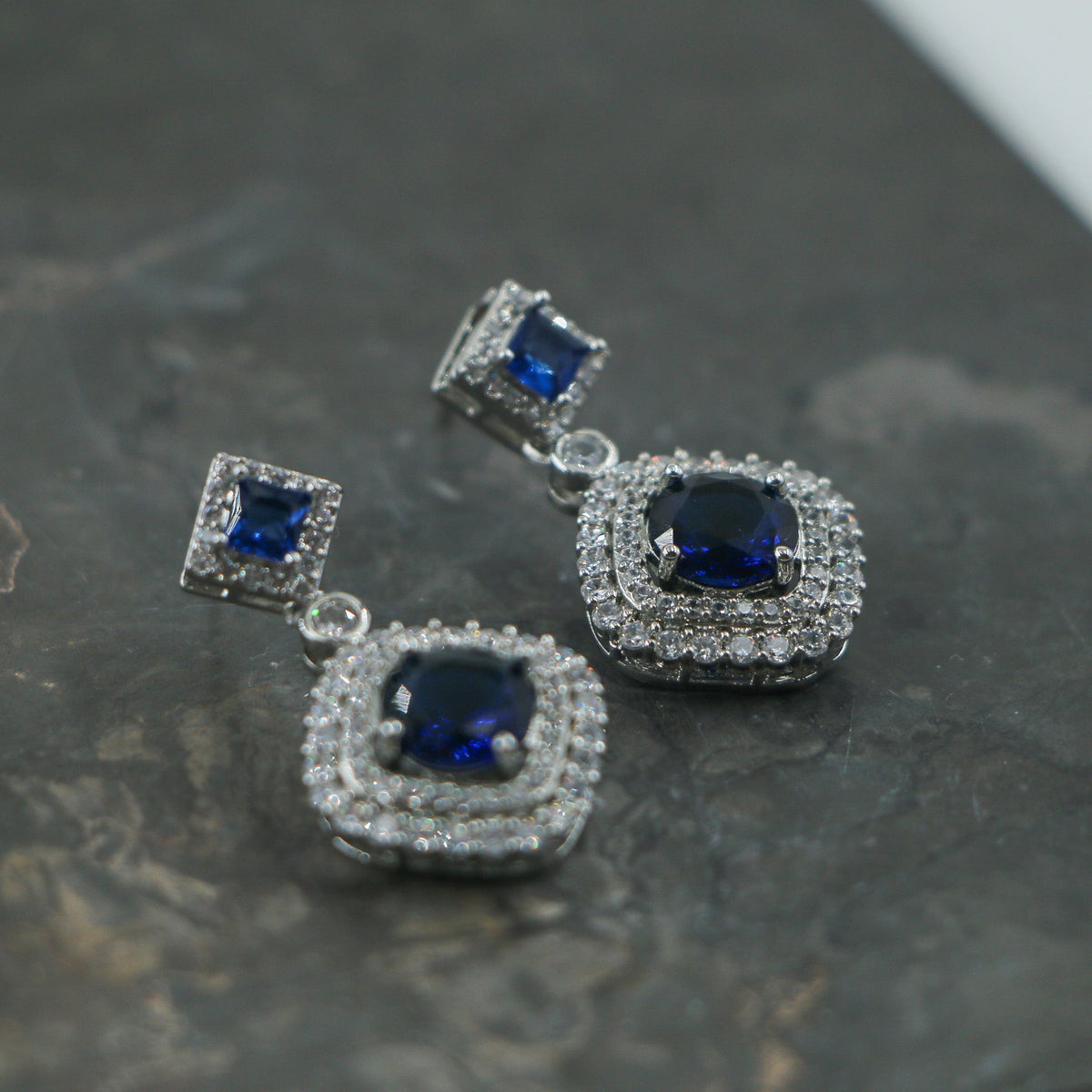 Lampsi Earrings