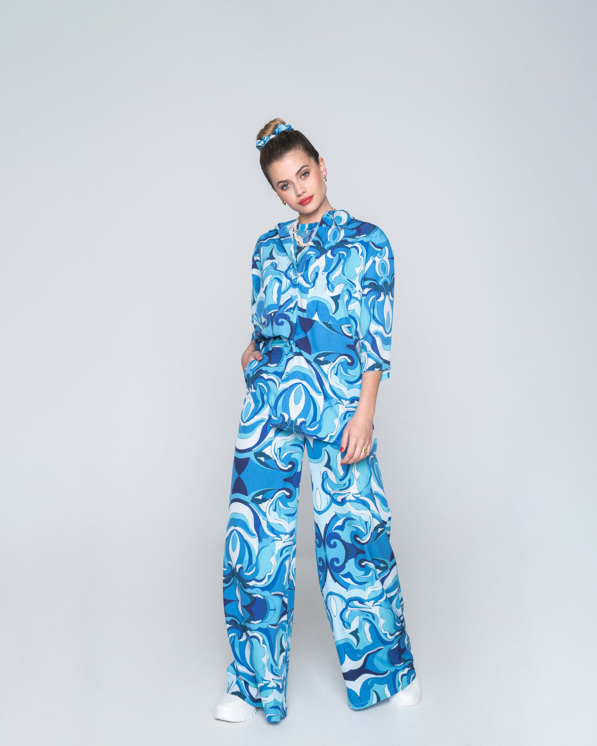 Bluebell Unisex Shirt