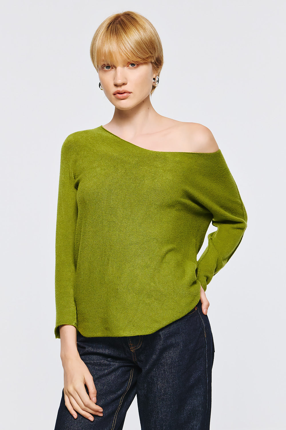 Soft Knitwear V-Neck | Olive Green