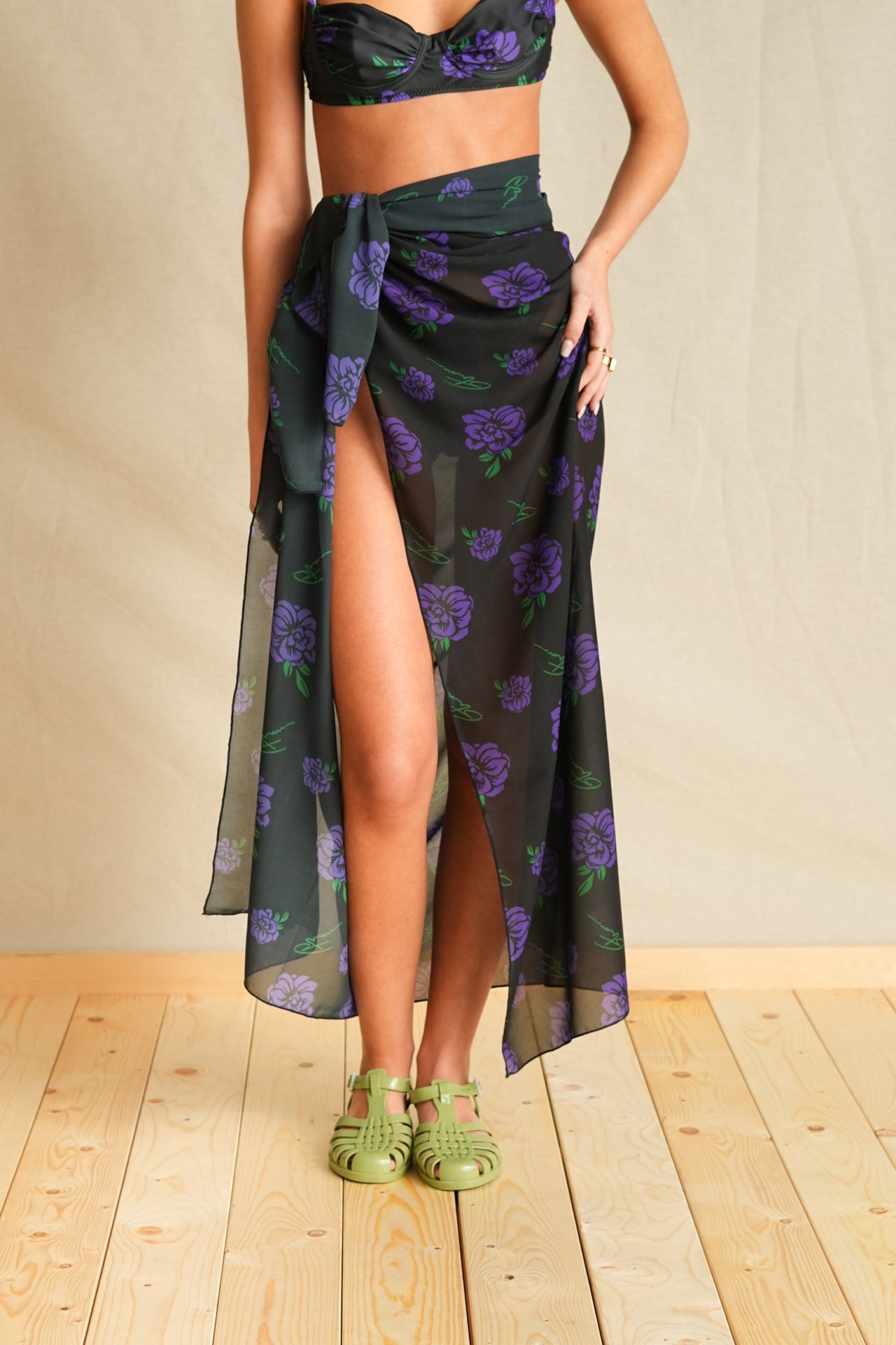 Purple Dalia Pareo
